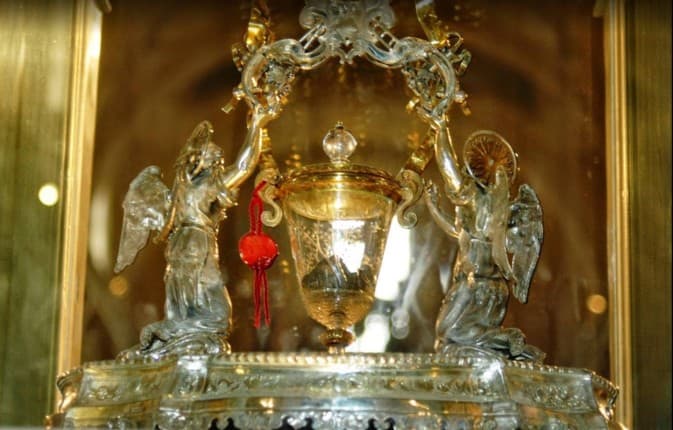 Святой Дар Крови пять шариков Церков в Ланчано